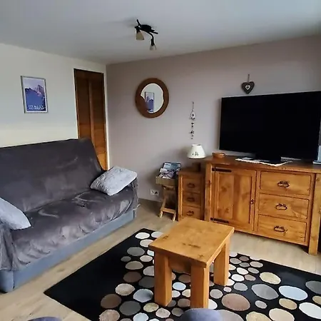 La Grange De La Forêt *